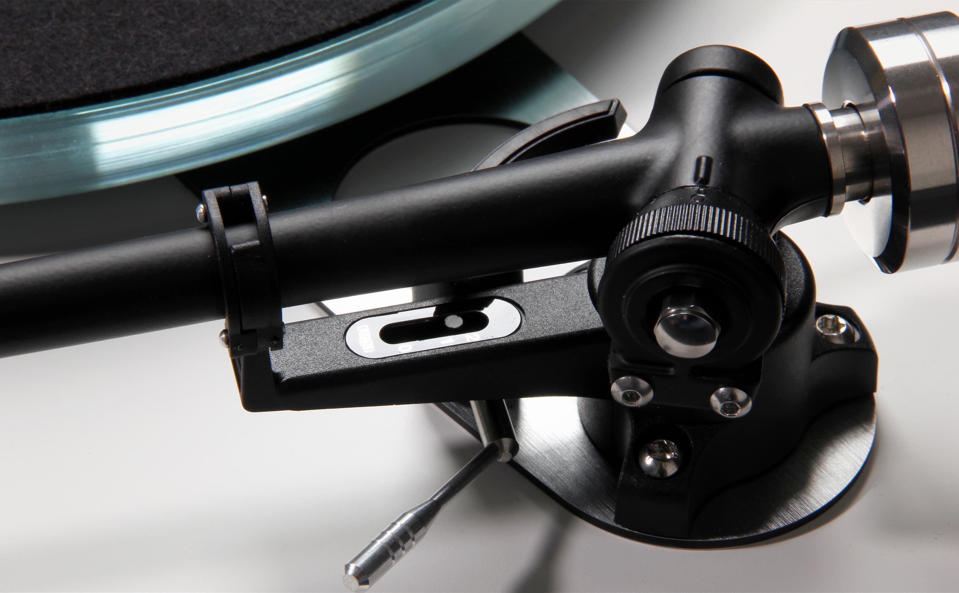 Rega Planar 6 - Giradischi HiFi con Braccio RB330 e Neo PSU